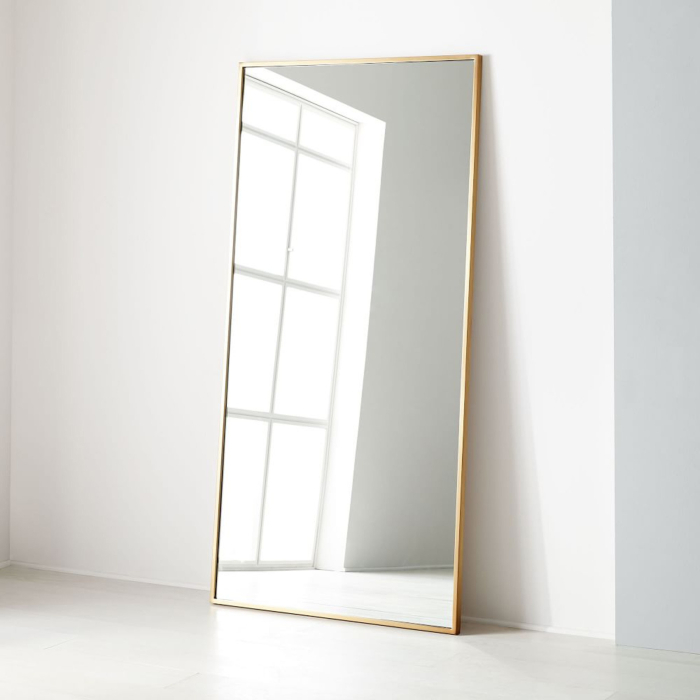 Зеркала в спальню, Дизайнерское настенное напольное зеркало GENGLASS Halfeo XL в металлической раме