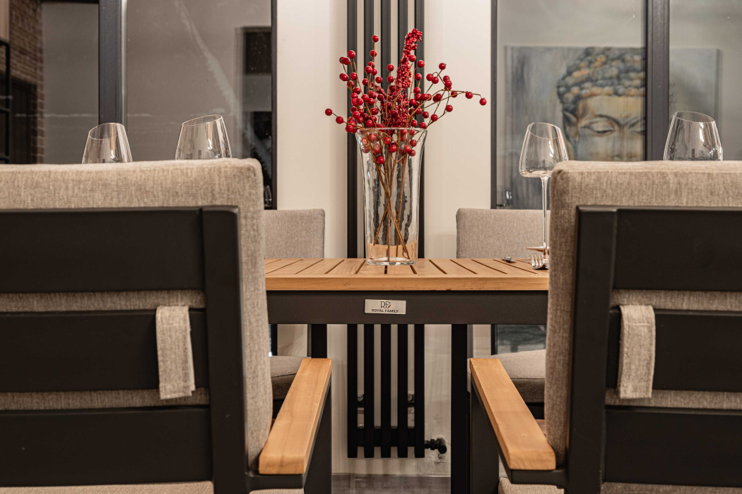 Обеденные группы, Обеденный комплект OSCAR со столешницей из тика