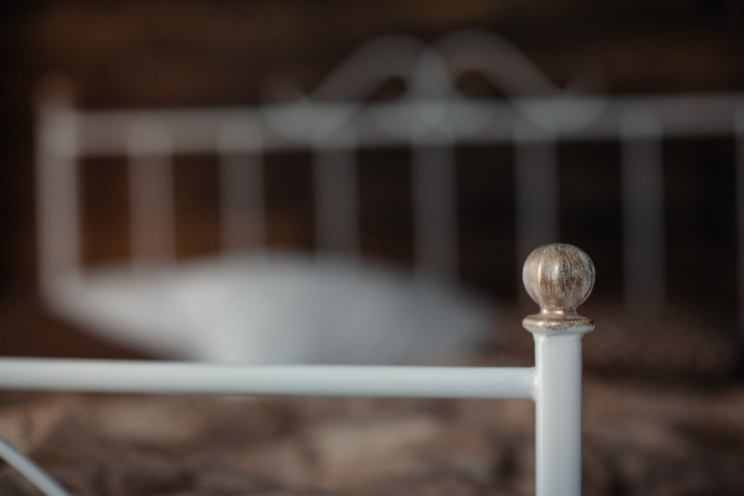 Кованые кровати, Кованая кровать Оливия 1.6 с одной спинкой